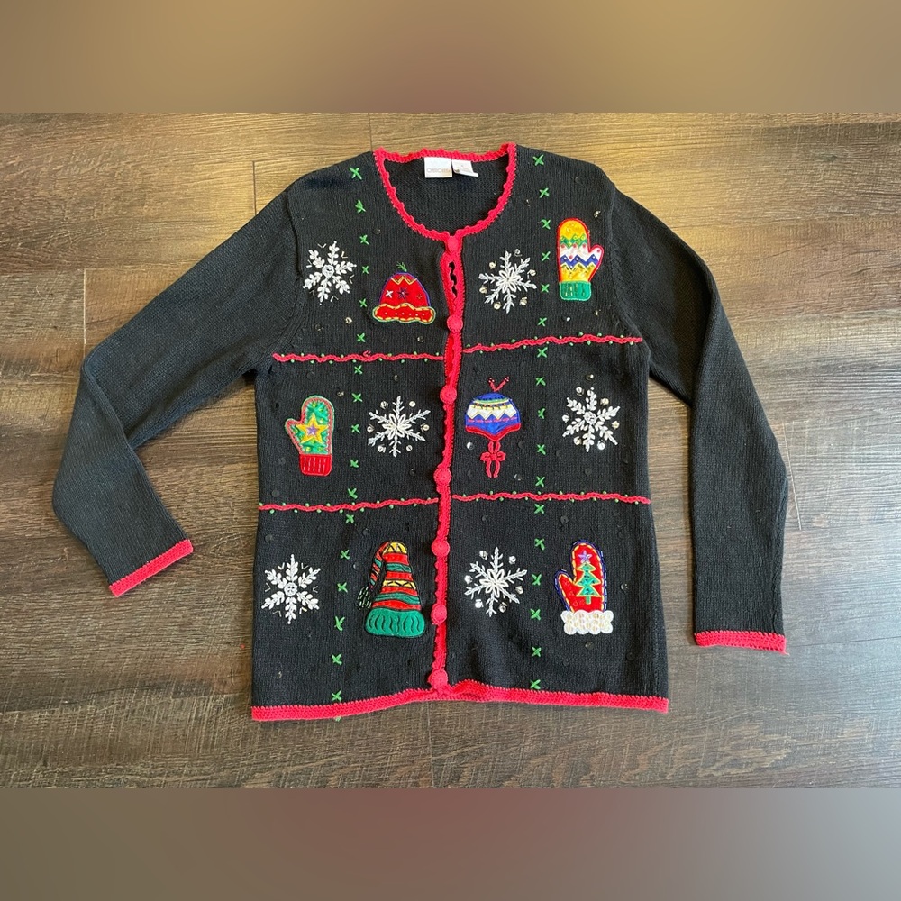 Vintage Cherokee Size Medium Christmas Holiday Winter Ugly Sweater‎ Embroidered